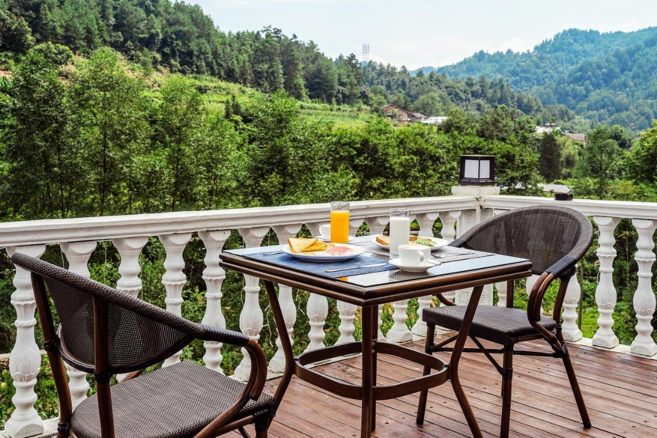 Whispering Mountains Boutique Hotel Zhangjiajie Eksteriør billede